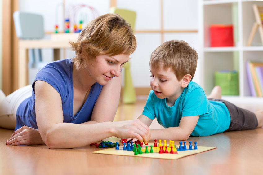 Gezelschapsspellen voor en kleuters - Raakt