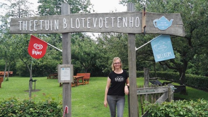 Struuntocht bij theetuin blotevoetenhof te Opende op de grens van Friesland en Groningen;