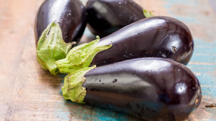 Vegetarische groenten stoofpot met aubergine